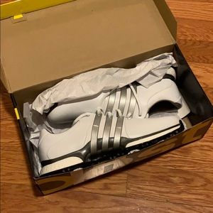 NIB NWT men’s Adidas Golf Shoes SZ13 Wide